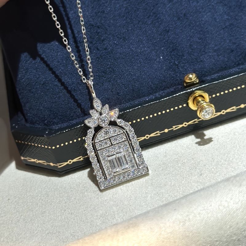 Harry Winston Necklaces